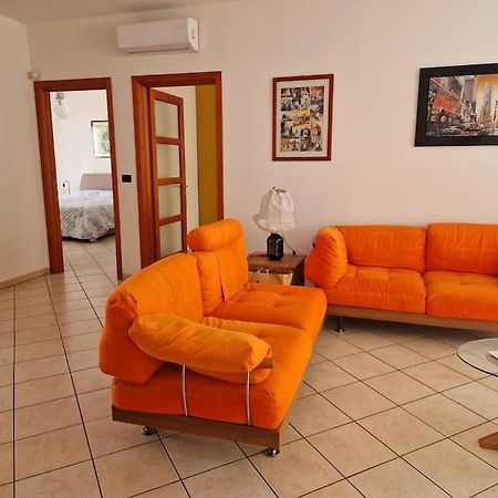 Officium Su Piazzetta Apartman Torino Kültér fotó